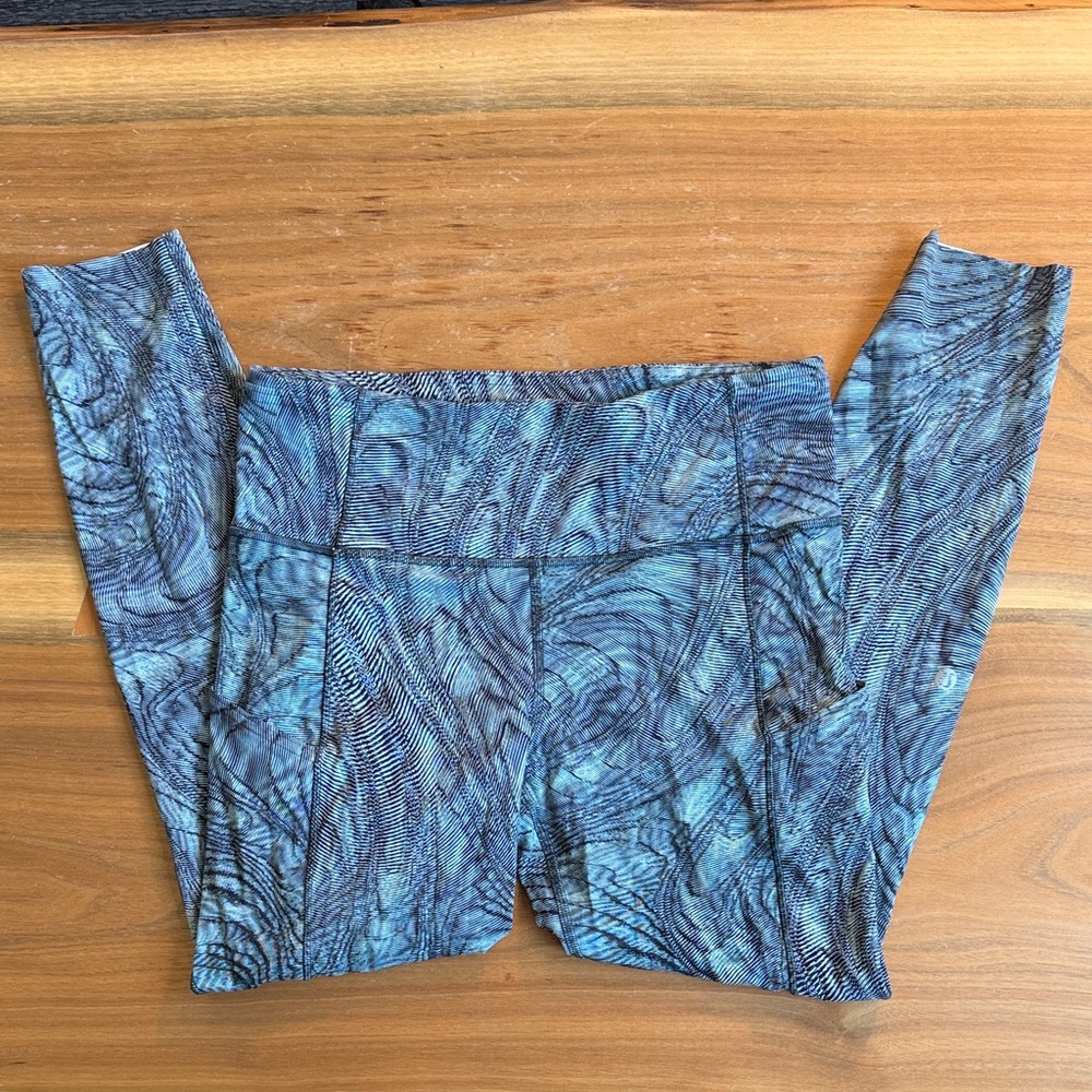 Lululemon Fast and Free High-Rise Nulux Leggings 23” Size 8 Blue Green Multi